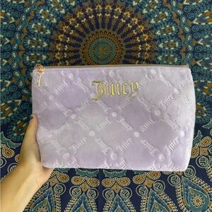 super cute juicy carry on bag